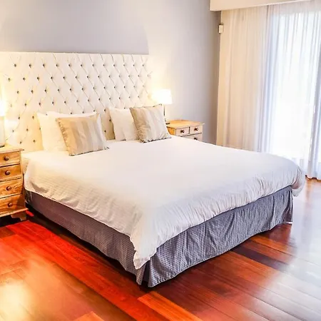 Sleeps 8 With Pool And Wifi Villa *
